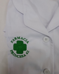 logo farmacia bordar en bata en coolngo