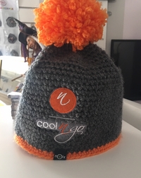 Gorro bordado en coolngo