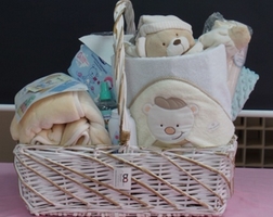 Cestas coolngo las mejores cestas para regalo en la maternidad
